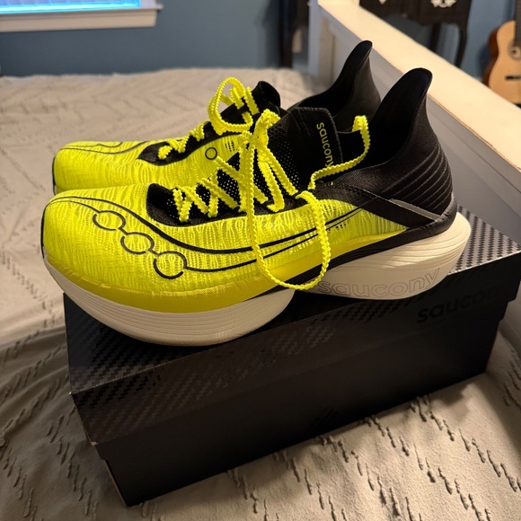 Saucony Endorphin Elite 2, Men’s Size 12 - Picture 3 of 7